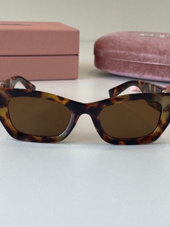 Miu Miu Sunglasses main image 7